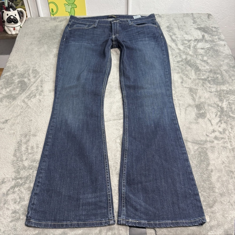 VINTAGE Levis 524 Y2K Jeans Womens 15M Blue Too‎ Superlow Flare Flap Pockets